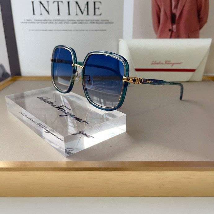 Picture of Ferragamo Sunglasses _SKUfw48206612fw